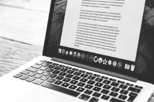 how to start your own freelance copywriting business from home